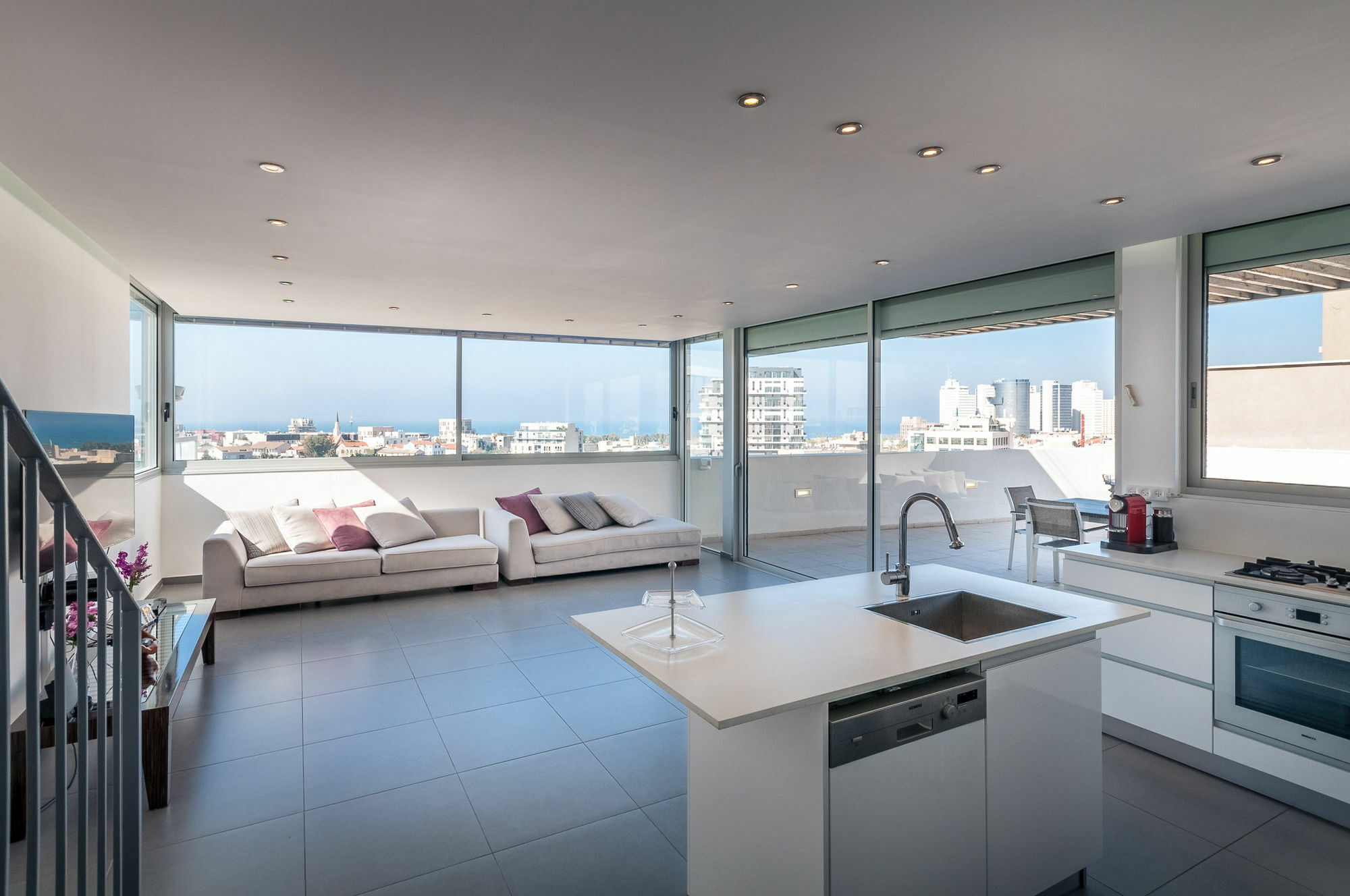 Abarbanel St Incredible Penthouse Apartment Tel Aviv Exterior photo